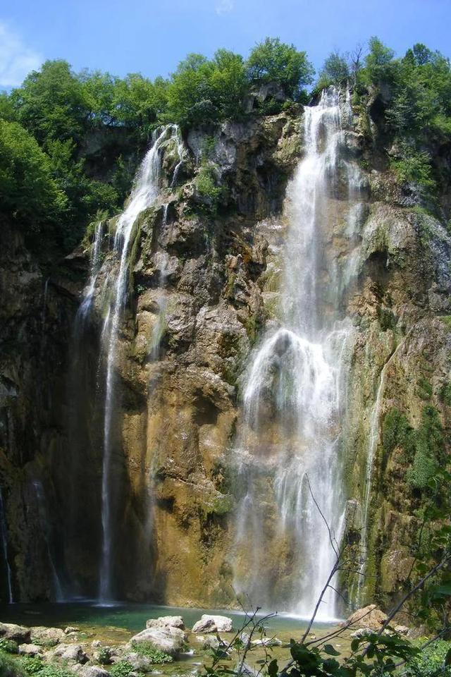 油价突然大涨,发生了什么?